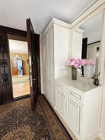 220 м², 8 комнат