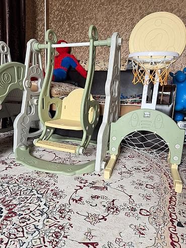 Игровые комплексы: Детская горка Для дома, Пластик, Б/у — 5