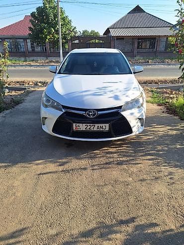 Toyota Camry: 2017 г., Автомат, Бензин, Седан — 1
