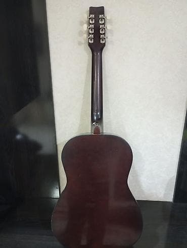 Велоаксессуары: Классическая акустическая гитара 4/4, шестиструнная. - Корпус: форма — 2