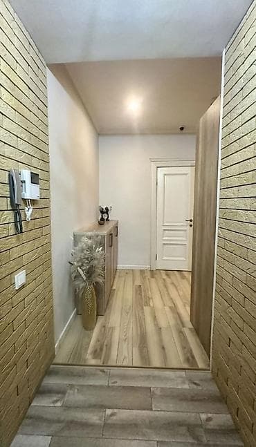 билдинг: 3 комнаты, 95 м², 5 мкр 3 этаж, Евроремонт — 9