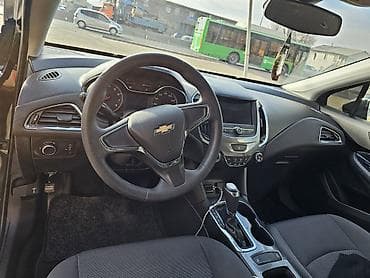 4: Chevrolet Cruze: 2018 г., 1.4 л, Автомат, Бензин, Седан — 8