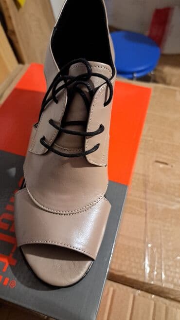 Туфли: Распродажа!!!! 2 + 1 !!! Покупаете 2 пары обуви, третья в подарок!!!! — 1