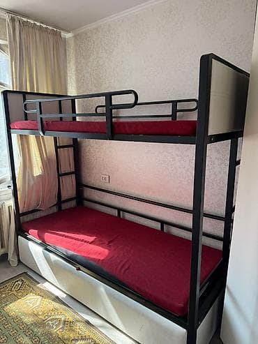 спальная: Двухъярусная кровать с металлическим каркасом - Прочная конструкция — 2