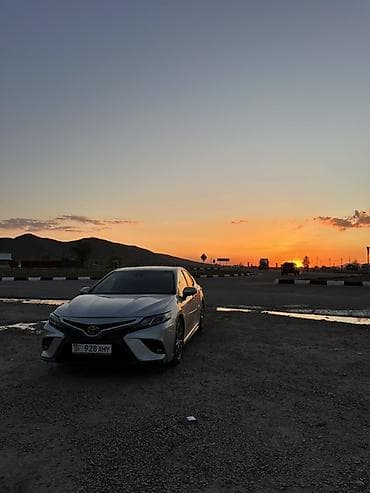 lexus nx: Toyota Camry: 2018 г., 2.5 л, Автомат, Бензин, Седан — 2