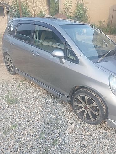 уна: Honda Fit: 2003 г., 1.5 л, Вариатор, Бензин, Хэтчбэк — 3