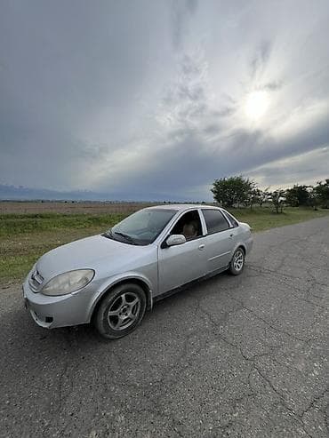 Toyota: Toyota Camry: 2010 г., Бензин, Седан — 2