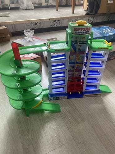 фнаф игрушки: Игровой набор «Крутая парковка» — многоуровневая парковка с башней и — 2