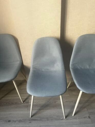 стол и четыре стула: Стул для кухни, Б/у, Другой материал, цвет - Голубой — 2