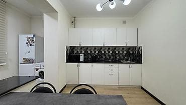 Квартиры: 2 комнаты, 65 м², Аламедин-1 мкр Элитка, 2 этаж, Евроремонт — 9