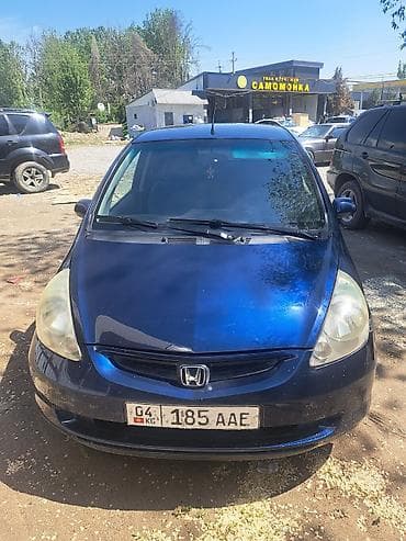 Honda Jazz: 2004 г., 1.3 л, Механика, Бензин, Хэтчбэк