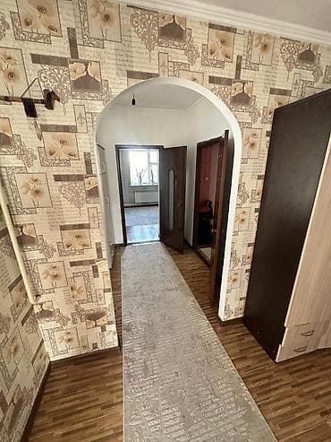 продаю дом в новопакровке: 🔥Срочно продается дом🔥 🏡Район: Ак Босого ✅ Дом 180м2 ✅Участок:6 соток — 8