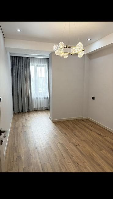 3: 3 комнаты, 70 м², Восток-5 мкр Элитка, 10 этаж, Дизайнерский ремонт — 1