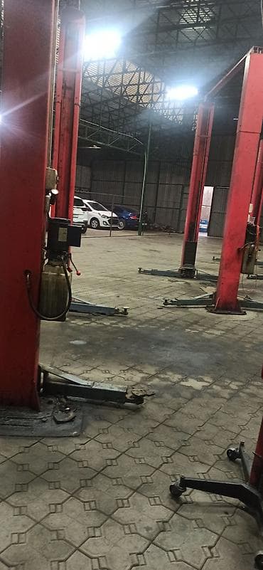 авто запчасть магазин: Автосервис/СТО с подъемниками и просторным цехом.20соток.3фазы, видео — 3