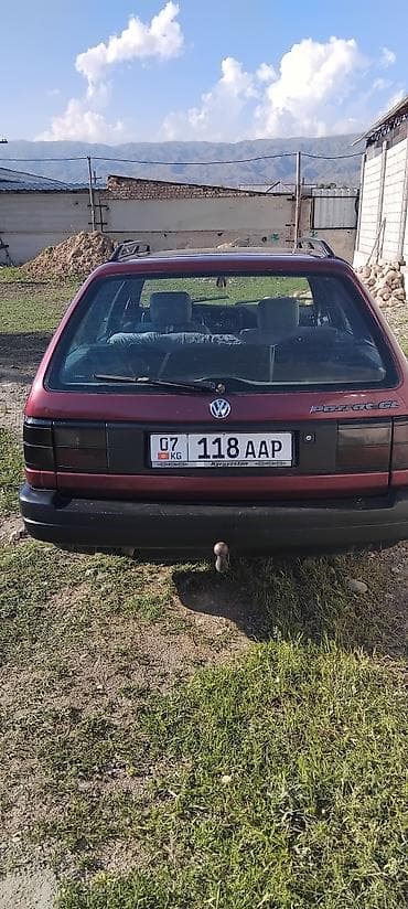 Продажа авто: Volkswagen Passat: 1993 г., Механика, Бензин, Универсал — 2
