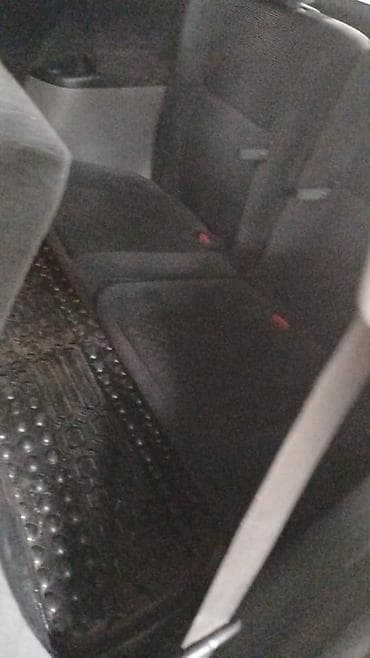 ipsum: Toyota Ipsum: 2002 г., Автомат, Бензин, Минивэн — 7