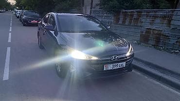 Продажа авто: Hyundai Avante: 2019 г., 1.6 л, Робот, Бензин, Седан — 9