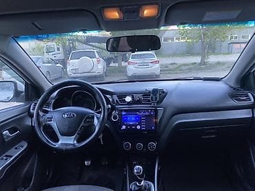 subaru forester: Kia Rio: 2016 г., 1.4 л, Ручные, Бензин, Седан — 10