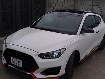 гц 8: Hyundai Veloster: 2018 г., 1.6 л, Робот, Бензин, Хэтчбэк — 3