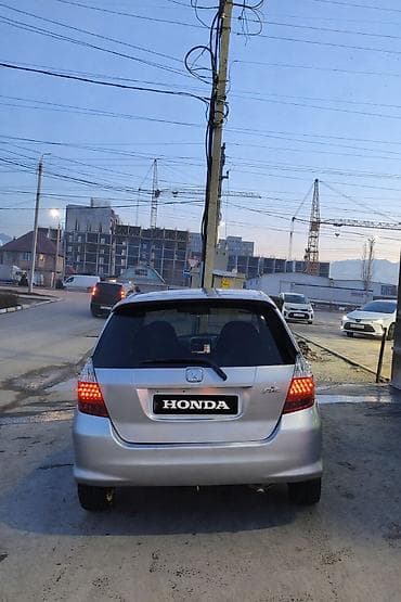 audi a8 d2: Honda Fit: 2003 г., 1.3 л, Вариатор, Бензин, Хэтчбэк — 2