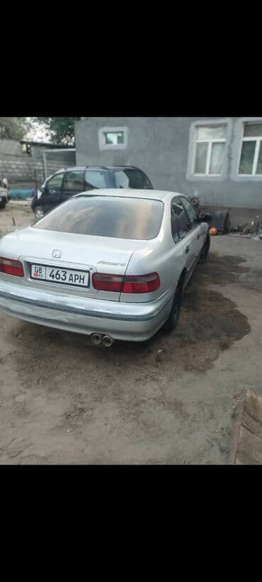 е34 34: Volkswagen Passat: 1993 г., 2 л, Механика, Бензин, Седан — 10