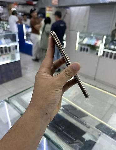 Техника и электроника: IPhone 11 Pro, Б/у, 256 ГБ, Золотой, Кабель, 94 % — 3
