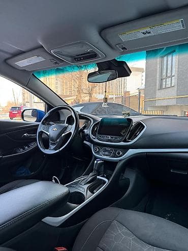 alto suzuki: Chevrolet Volt: 2017 г., 1.5 л, Автомат, Электромобиль, Хэтчбэк — 5