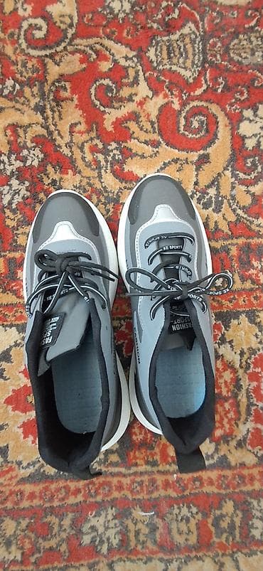 Мужские кроссовки, 41, Fashion, Новый, цвет - Серый, Самовывоз