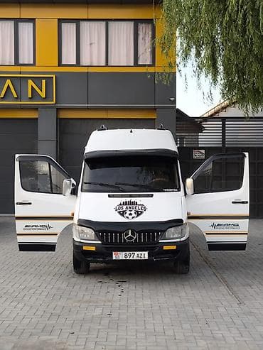делаем справки: Mercedes-Benz Спринтер: 2004 г., 2.9 л, Механика, Дизель, Бус — 4