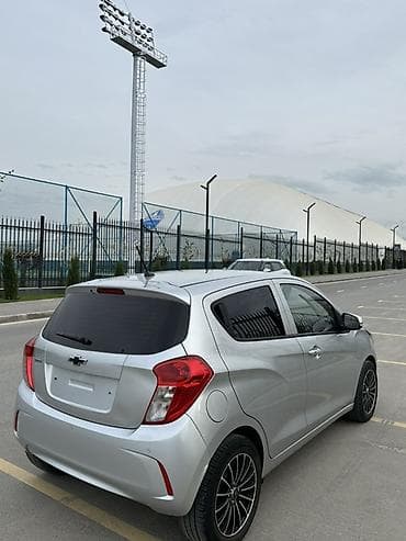 techno spark: Chevrolet Spark: 2019 г., 1 л, Вариатор, Бензин, Хэтчбэк — 4