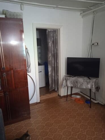пол дома пишпек: Полдома, 50 м², 3 комнаты, Собственник, Старый ремонт — 4