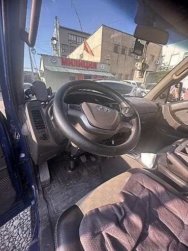 mersedes benz c class: Легкий грузовик, Hyundai, Дубль, До 1 т — 2