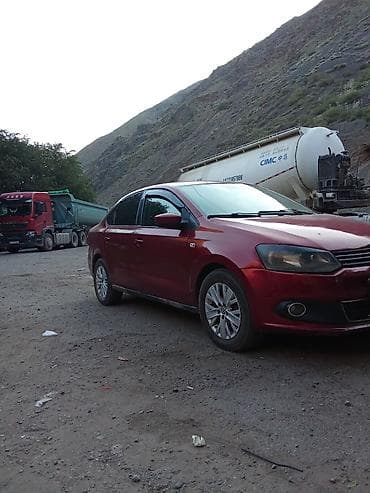 Продажа авто: Volkswagen Polo: 2014 г., 1.6 л, Автомат, Газ, Седан — 2