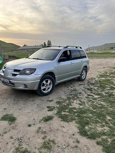 Mitsubishi Outlander: 2003 г., 2 л, Типтроник, Бензин, Кроссовер