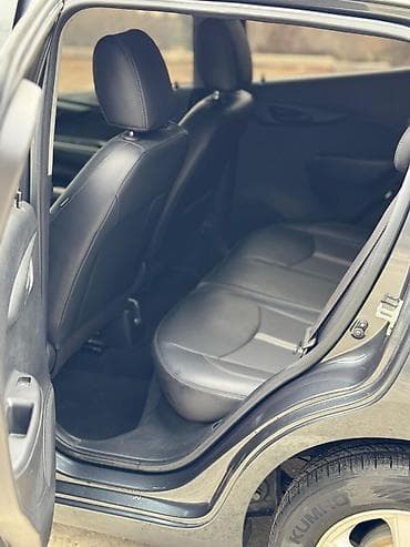 машина 8000: Chevrolet Spark: 2021 г., 1 л, Автомат, Бензин, Хэтчбэк — 8