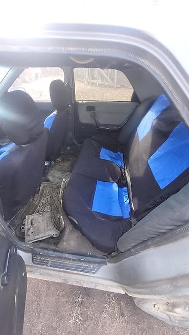 машина мазда 323: Mazda 323: 1992 г., 1.6 л, Ручные, Бензин, Седан — 5