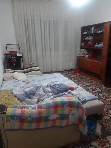 old bishkek аренда: 1 комната, 35 м², 105 серия, 4 этаж, Старый ремонт — 10