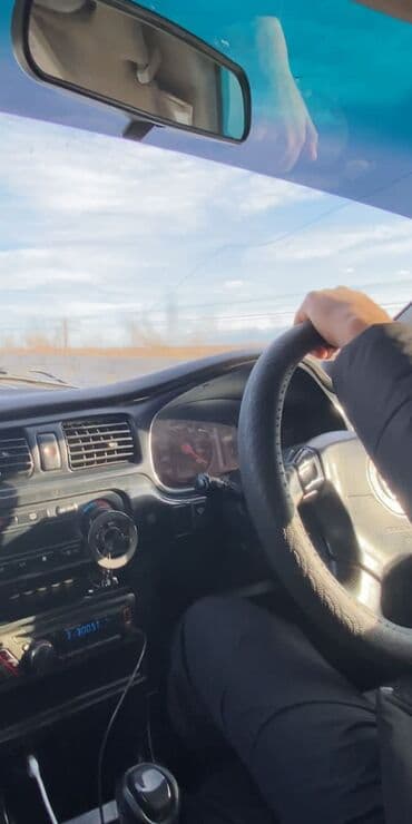 решотки: Subaru Legacy: 2002 г., 2 л, Типтроник, Бензин, Универсал — 2