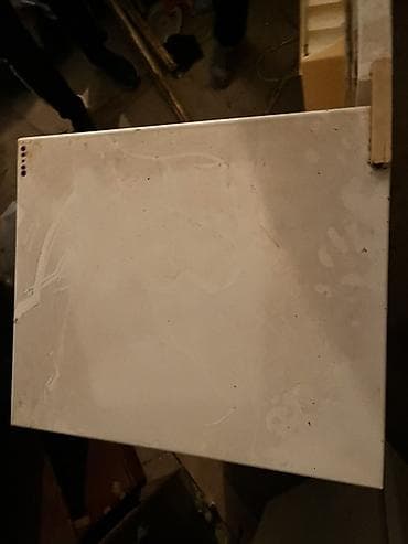 витринный холодилник: Холодильник однокамерный с морозильным отделением вверху — 4