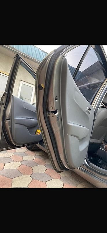 ravon r4: Ravon : 2021 г., 1 л, Автомат, Бензин, Хэтчбэк — 3