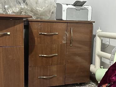 кухонные буфеты бу: Компьютерный стол, С полками — 2