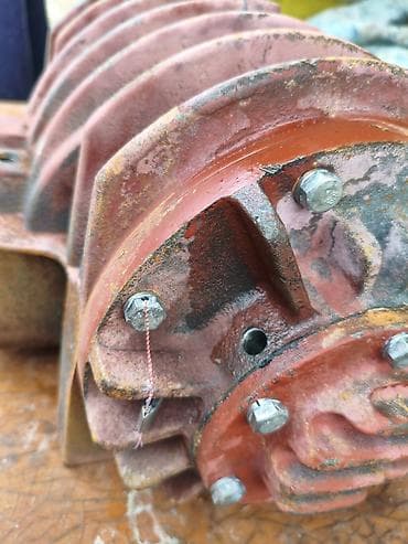 503 вакуумный насос состояние отличное пользовалась 5 месяца