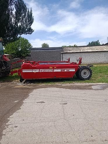 Транспорт: Ботваудалитель сахарной свеклы GRIMME BM 300 На фото — агрегат — 2