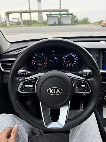 aion v plus: Kia K5: 2019 г., Автомат, Газ, Седан — 6
