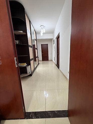 Продажа квартир: 2 комнаты, 70 м², Элитка, 4 этаж — 8