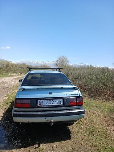 габариты: Volkswagen Passat: 1991 г., 1.8 л, Механика, Седан — 5