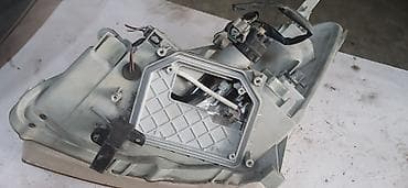 Передняя правая фара Toyota 2003 г., Б/у, Оригинал, Япония — 3