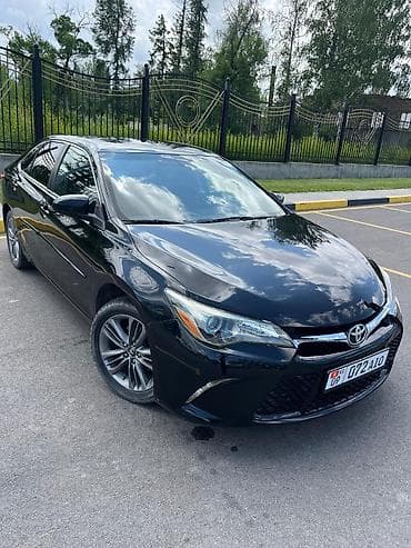 Toyota Camry: 2017 г., 2.5 л, Автомат, Бензин, Седан