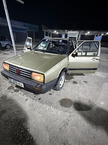 crown 813: Volkswagen Jetta: 1987 г., 1.8 л, Механика, Бензин, Седан — 7