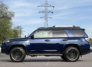 Продажа авто: Toyota 4Runner: 2020 г., 4 л, Автомат, Бензин, Внедорожник — 3